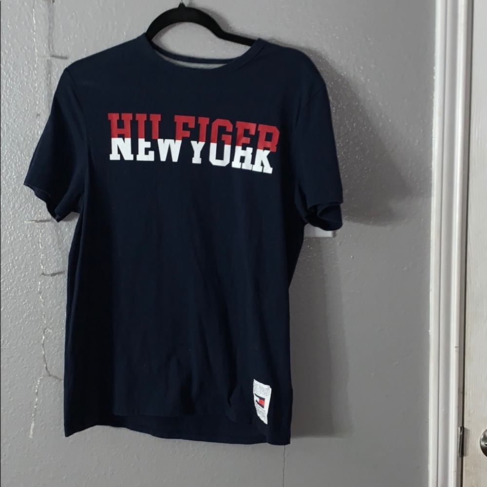 t shirt from tommy Hilfiger